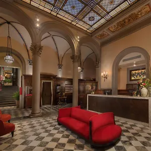 5* فندق إن إتش كولكشن فيرينزا بورتا روسّا
